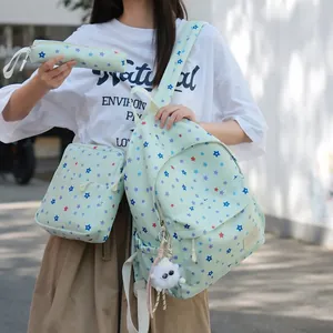 Σακίδιο Πλάτης σε Στυλ Preppy με Μοτίβο Αστέρια Μεγάλης Χωρητικότητας Νάιλον Σχολική Τσάντα Με Λούτρινο Μενταγιόν για Κορίτσια Μαθητές Μόδα Casual