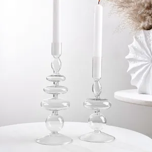 Portacandele minimalisti in vetro trasparente per decorazioni da tavola eleganti e accoglienti