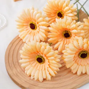 Margaritas Artificiales Gerbera Flores de Seda Plástico Tallos de Plantas Para Hogar Jardín Boda Fiesta Escritorio Mesa Decoración Floral