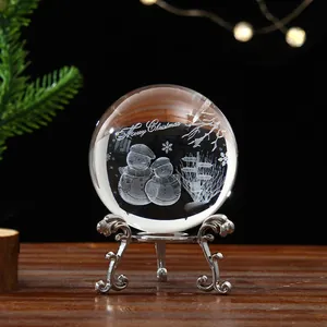 Bola de cristal de Navidad transparente con muñeco de nieve 3D en soporte
