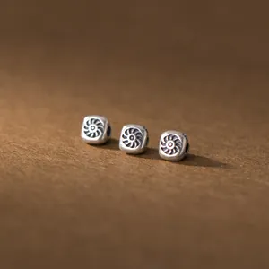 Perline distanziatrici quadrate in argento 925 motivo sole per accessori gioielli DIY
