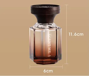 Detail view of the elegant car aroma diffuser bottle with 11.6cm and 6cm dimensions.