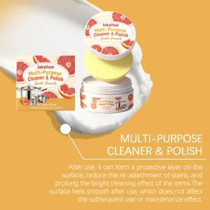 Detalle de la pasta limpiadora y pulidora multiusos con esponja para proteger superficies.