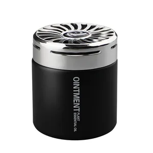 Eleganter schwarz-silberner Auto-Aroma-Diffusor mit festem Balsam gegen Gerüche