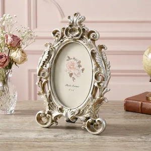 Elegant retro carved oval photo frame with European style luxury desktop decor