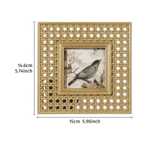 Detailed product dimensions for the European vintage gold resin rattan photo frame