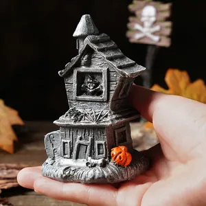 Halloween Spukhaus Miniatur aus Harz mit Kürbis und Hexe für Schreibtischdekoration