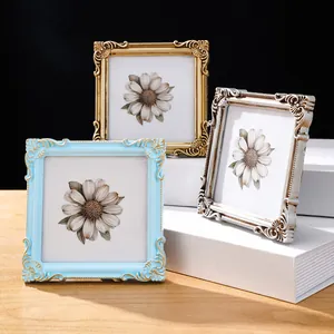 Europäische Vintage-Fotorahmen mit Relief für ästhetische Wand- oder Tischdekoration