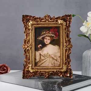 Cadre Photo Style Baroque en Résine Dorée Relief Vintage Royal pour Bureau Avec Peinture à l'Huile de Portrait Classique