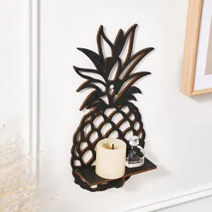 Étagère murale en bois en forme d'ananas au design évidé pour une déco créative