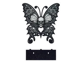 Estante de pared de mariposa gótica con patrones de calavera y rosas para decoración