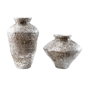 Ζευγάρι ρουστίκ βάζα ρητίνης σε στυλ Wabi-Sabi με ανάγλυφη υφή για Zen διακόσμηση σπιτιού