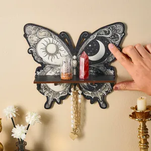 Gotisches Schmetterling Wandregal mit Mond und Sonne Print für Kristalle und Schmuck