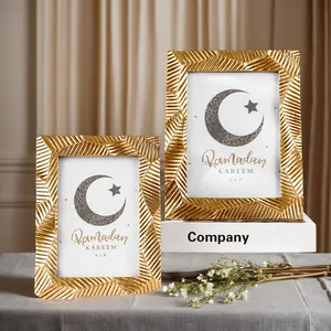 Luxus Gold Gestreifter Geschnitzter Fotorahmen Harz Bilderrahmen Für Desktop Dekor Ramadan Kareem Stil Hochzeit Party Haus Büro Dekorative Rahmen