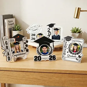 Cornice Foto Creativa in Legno a Forma di Tocco Classe 2026 GRAD Decorazione da Tavolo Regalo per Laurea Cornice in Legno Minimalista