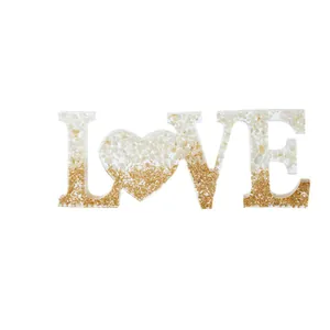 Romantisch LOVE-tafelornament met gradiënt en gouden glitters voor bruiloftsdecor