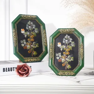 European Vintage Octagonal Resin Photo Frame With Gold Embossed Flower Butterfly Pattern Relief Desktop Decoration Picture Frame