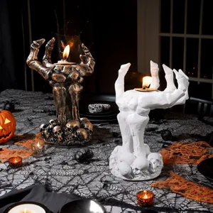 Griezelige Halloween skelethand kaarsenhouder set met schedelbasis van hars decor