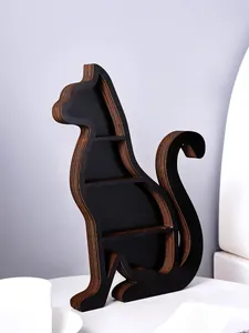 Vue de côté détaillée de l'étagère chat noire en bois avec bords en contreplaqué.