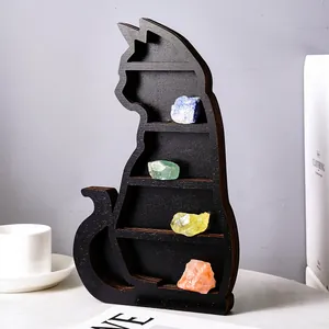 Kreatives Wandregal aus Holz in Form einer schwarzen Katze für Kristalle und Dekoration