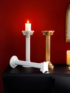 Portavelas vintage de columna romana en resina blanca y dorada para decoración hogar