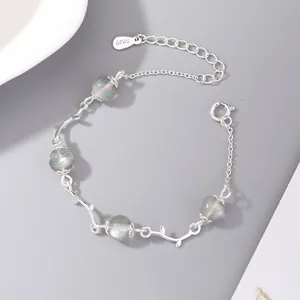 Elegante bracciale a forma di ramo d'argento con perle di pietra di luna e tag S925
