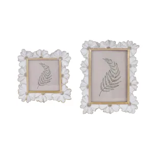 Set di cornici in resina bianca con margherite 3D e bordo dorato decorativo