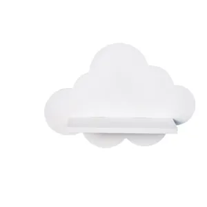 Minimalistisches weißes wolkenförmiges Wandregal für die moderne Kinderzimmerdekoration