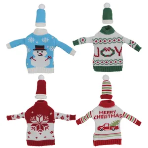 Festliches 4er-Set gestrickte Weihnachtsweinflaschenhüllen mit Pullovern und Hüten