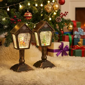 Vintage Weihnachts-Schneekugeln-Laternen mit Weihnachtsmann und Tannenbaum
