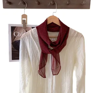 Elegante sciarpa di seta bordeaux a pois per donna cravatta vintage collo accessorio