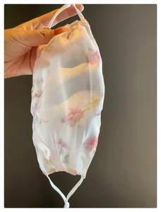 Masque en résille à imprimé floral élégant pour protection solaire d'été et respirant