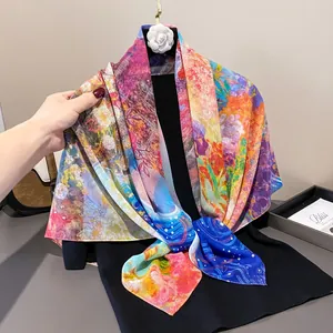 Pañuelo cuadrado de seda satinada 110x110cm con estampado floral artístico moda