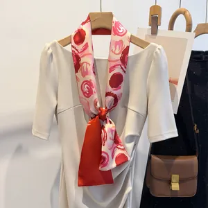Foulard Mince en Satin Vintage pour Femmes Motif Floral Cachemire Long Ruban Aspect Soie pour Tenue de Bureau Bandeau Accessoire de Sac