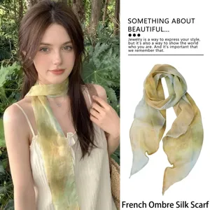 Elegante sciarpa di seta acquerello gialla e verde per donna stile artistico collo