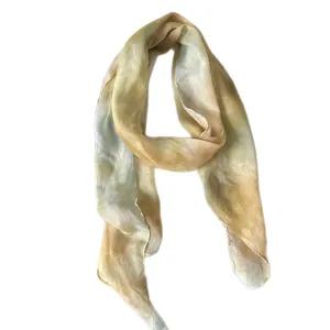 Elegante sciarpa sfumata gialla e verde stile letterario per donna accessorio da collo