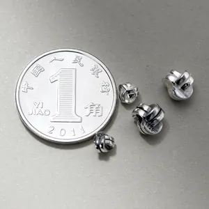 Vue détaillée de perles de nœud tissées en argent sterling S925 pour bijoux DIY