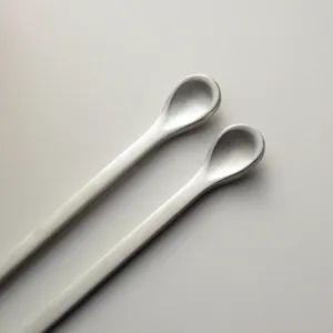 Deux cuillères à mélanger mates à long manche en acier inoxydable 304 pour café