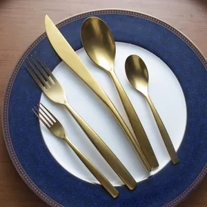 Japanese Retro Stainless Steel Gold Cutlery Set Matte Finish Long Handle Steak Knife Dinner Fork Spoon Dessert Fork Coffee Spoon For Kitchen Dining