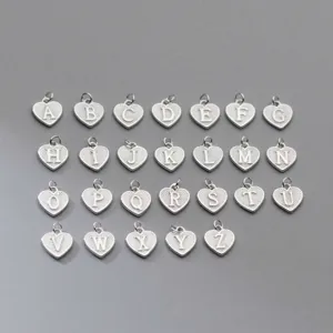 Set de 26 colgantes de corazón con letras A-Z en plata S925 para crear joyería DIY