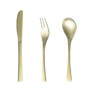 Set di posate in acciaio inossidabile 304 oro con elegante trama martellata sui manici