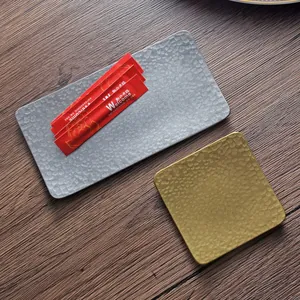 Platos de aperitivos japoneses de acero inoxidable 304 rectangulares y cuadrados martillados