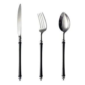 Vintage style stainless steel cutlery set with black handles, 3-piece set