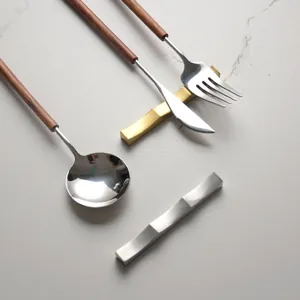 Repose-couverts minimaliste en acier inoxydable en forme de bambou pour cuillère et couteau