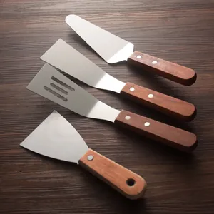 Professional 4pcs stainless steel spatula set with ergonomic wooden handles for steak and pizza
