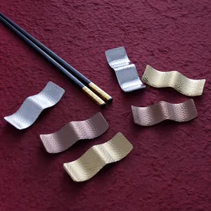 Elegant 304 stainless steel hammered chopstick rests with wavy Japanese style design