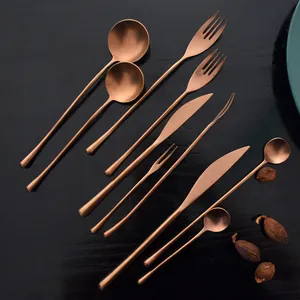 Vintage Matte Rose Gold 304 Stainless Steel Cutlery Steak Knife Dinner Fork Soup Spoon Dessert Fruit Fork Coffee Spoon Tableware