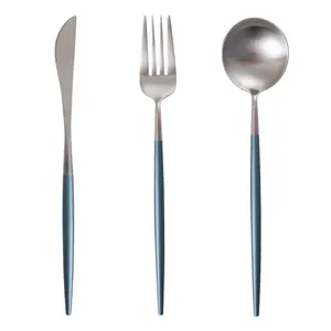 Minimalist blue and silver 304 stainless steel cutlery set with elegant long handles