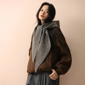 Sciarpa con cappuccio in maglia stile coreano e balaclava per il calore invernale