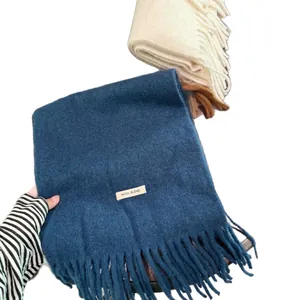 Bufanda de mezcla de lana azul iceberg con flecos para calor invernal y estilo coreano